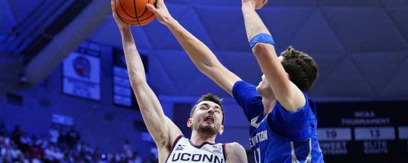 Jamiya Neal, Creighton upend No. 14 UConn