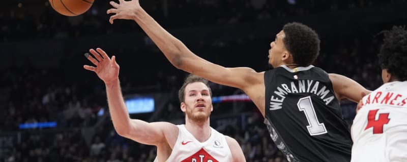 Grading 2024-25 NBA Season for Raptors&#39; Jakob Poeltl at the NBA All-Star Break