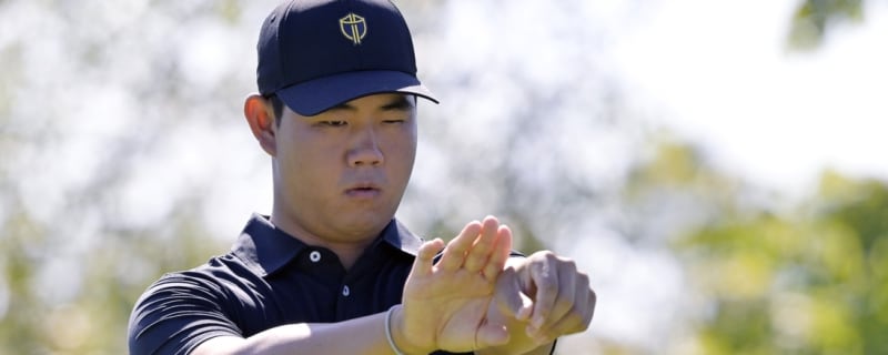 Tom Kim apologizes for locker damage after playoff loss