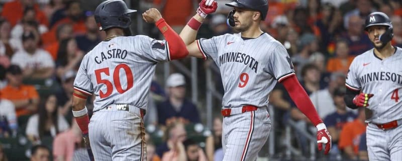 Big hits, strong pitching combine to power Twins over Astros