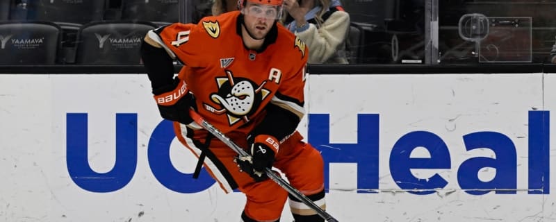 Blues acquire veteran D Cam Fowler from Ducks