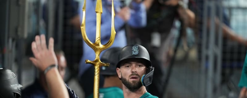 Mariners release veteran OF Mitch Haniger