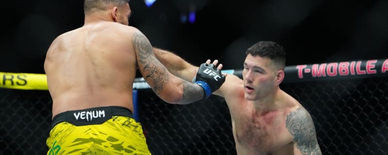 Ex-UFC champ Chris Weidman retires