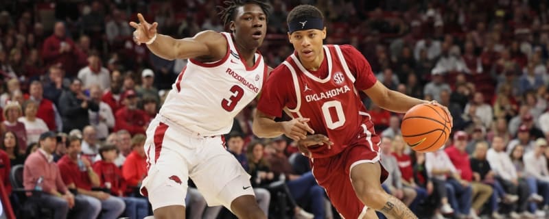 Oklahoma locks down on D late to beat Arkansas