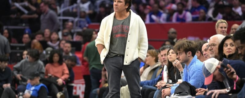 Billionaire Tom Gores buys 27 percent of Chargers, ends sibling squabble
