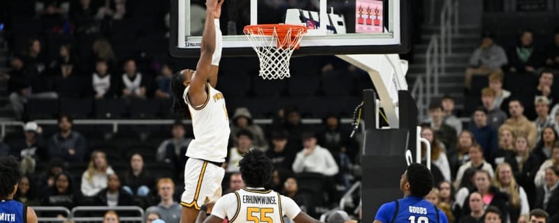 After lackluster victory, unbeaten Providence faces Green Bay