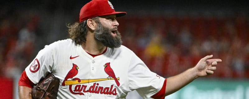 Veteran RHP Lance Lynn announces retirement