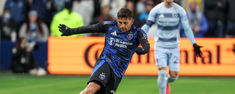 Earthquakes MF Hernan Lopez out 3-4 months after shoulder surgery