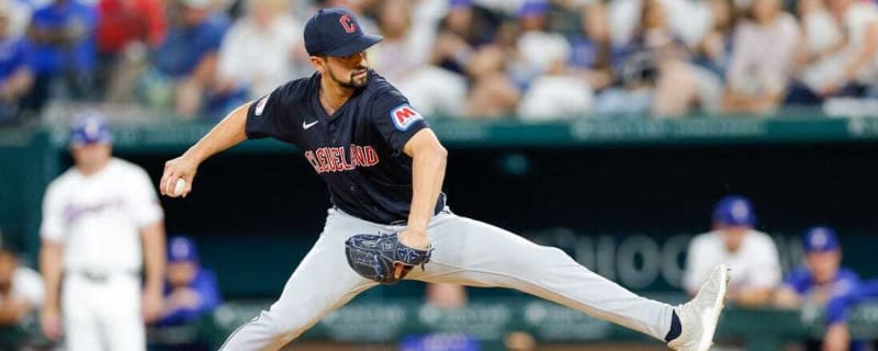 Guardians activate RHP Nick Sandlin, recall SS Angel Martinez