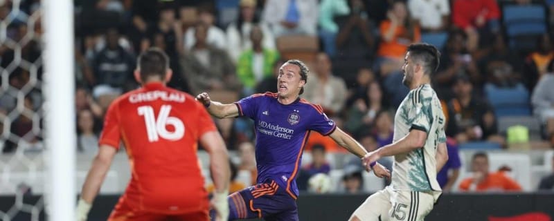 Dynamo pick up first win, blank Timbers 1-0