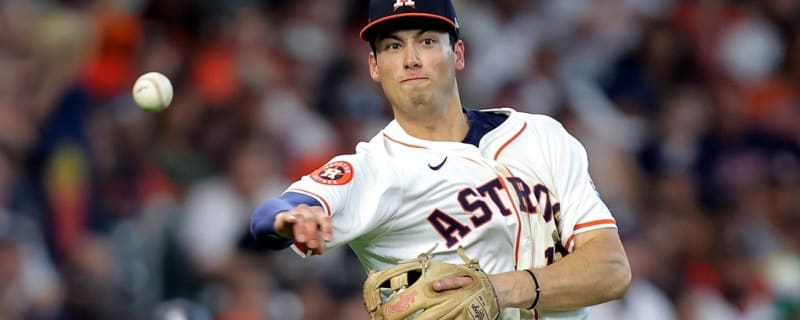 Astros send INF Shay Whitcomb to minors after four-error game