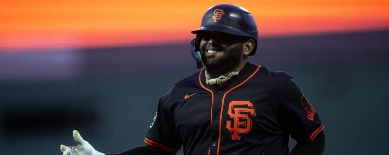 Giants release the Panda, World Series hero Pablo Sandoval