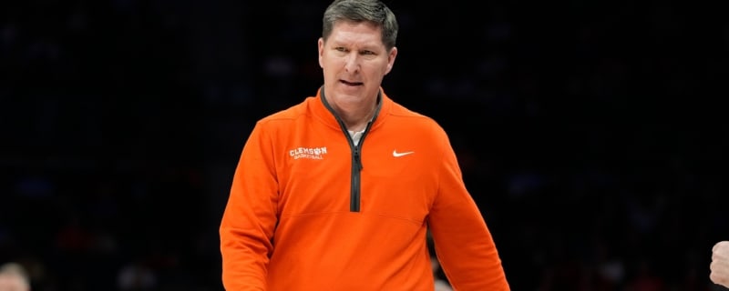 Reports: Clemson finalizing extension for Brad Brownell
