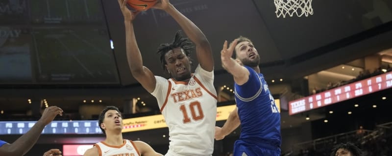 Jordan Pope puts up 42 as Texas blasts New Orleans