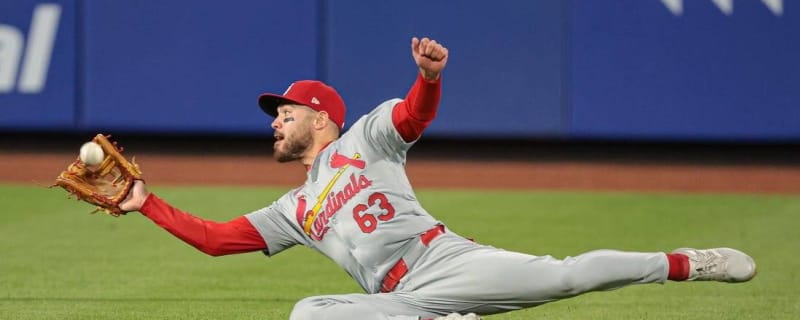 Cardinals hold Mets in check in series opener