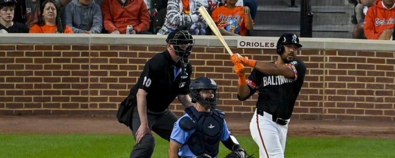 Surging Orioles edge Rays to open 3-game series