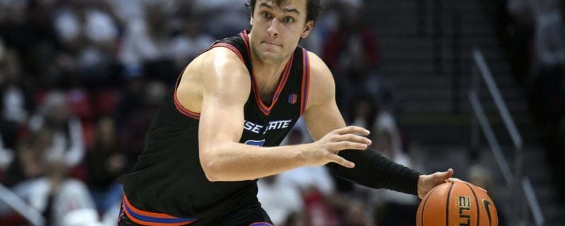 Javan Buchanan helps Boise State beat Butler in Crown