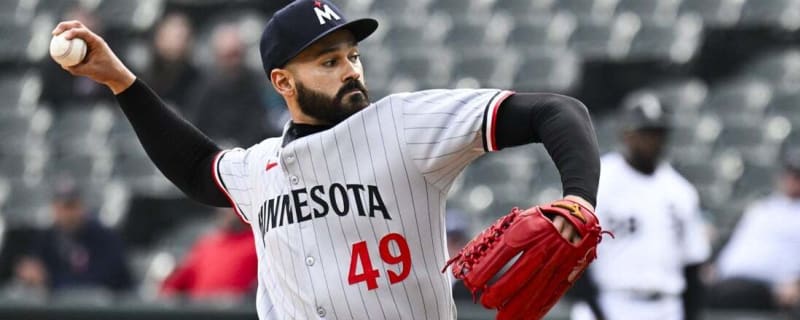 Twins place RHP Pablo Lopez (hamstring) on IL