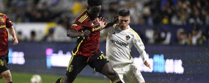 Galaxy travel to Seattle down two key offensive weapons