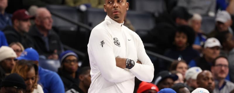 No. 21 Memphis pulls away from Florida Atlantic