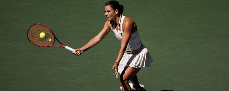 Emma Navarro wins all-U.S. showdown in Australian Open