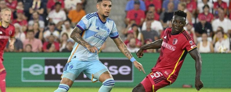 Rapids lock up star Rafael Navarro through 2027 season