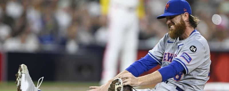 Mets RHP Paul Blackburn (spinal leak) done for season