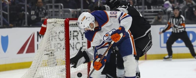 Oilers&#39; power play overpowers Kings in Game 3