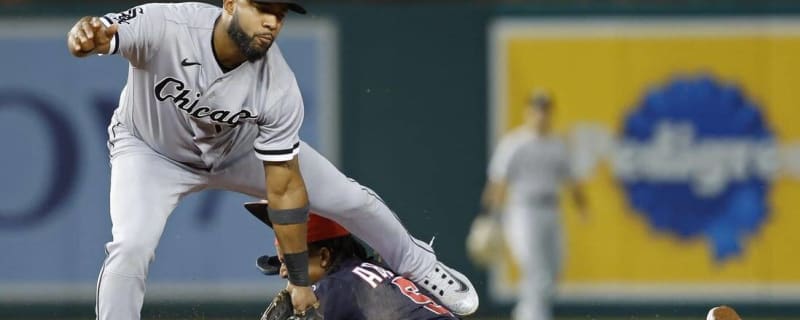 Diamondbacks release veteran SS Elvis Andrus