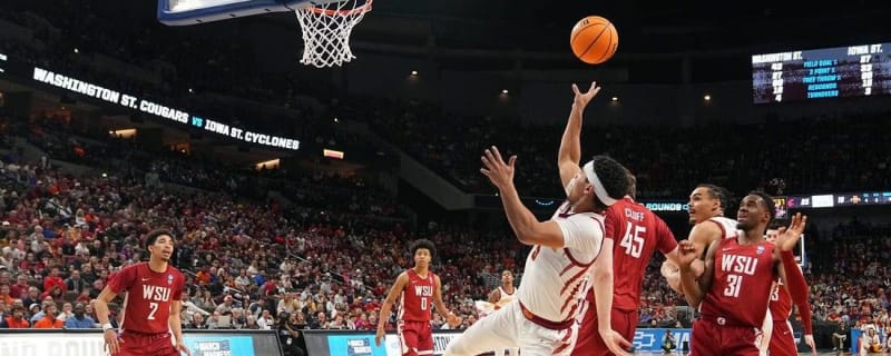 Iowa St. pulls away to oust Wazzu, advance to Sweet 16