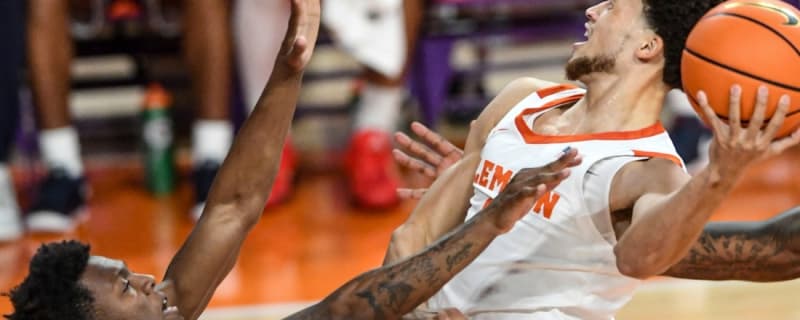 Clemson cruises in wire-to-wire win over Radford