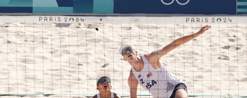 Miles Partain, Andrew Benesh reach beach volleyball quarters
