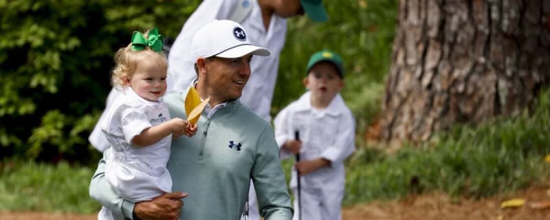 Jordan Spieth still &#39;playing catch up&#39; after wrist surgery