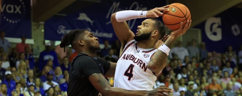 No. 4 Auburn coasts past Memphis to win Maui title