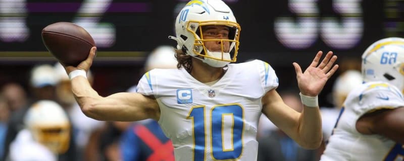 Los Angeles Chargers vs. San Francisco 49ers SNF prediction, pick, odds: Chargers eye fourth straight road win