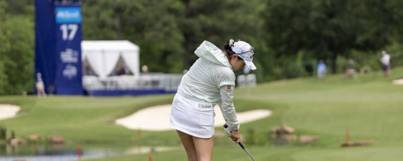 Rose Zhang (63) leads Founders Cup; Nelly Korda six back