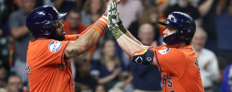 Multi-run homers fuel Astros&#39; victory over Brewers