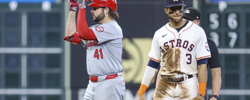 Cardinals stave off Astros 4-2, avoid sweep