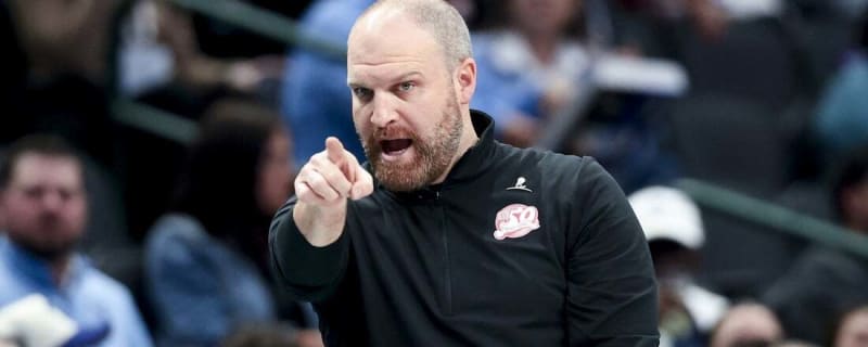 Grizzlies fire coach Taylor Jenkins despite 44-29 record