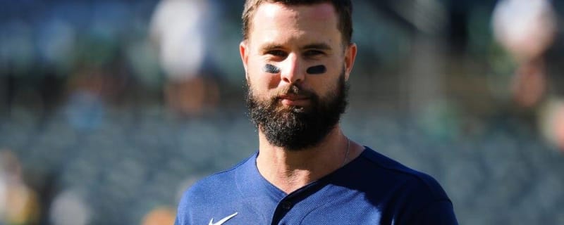 Jesse Winker of the Milwaukee Brewers rehabbing against Cedar Rapids  Kernels