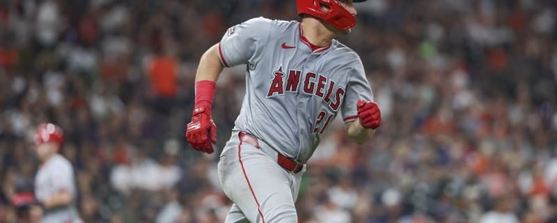 White Sox acquire C Matt Thaiss from crosstown Cubs