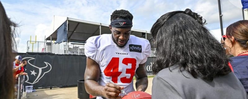 Report: Texans to sign LB Neville Hewitt