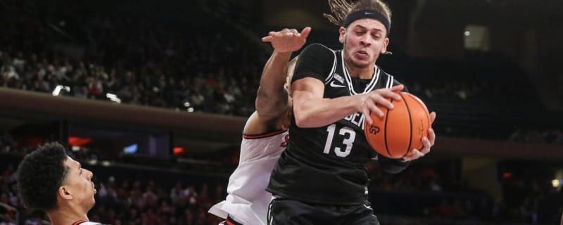 St. John's survives late to hold off Providence