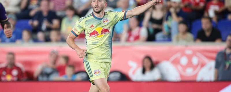 Lewis Morgan back to provide boost as Red Bulls face D.C. United
