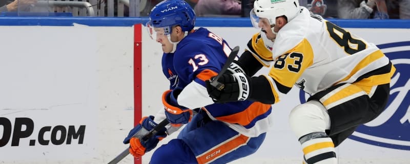 Casey Cizikas, Anders Lee each score twice as Islanders top Penguins
