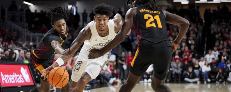 Cincinnati jumps ahead, then shuts down Arizona State