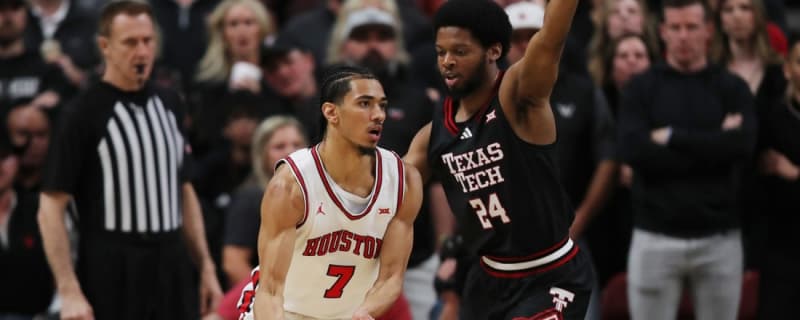 Milos Uzan drills late 3 to lift No. 4 Houston over No. 10 Texas Tech