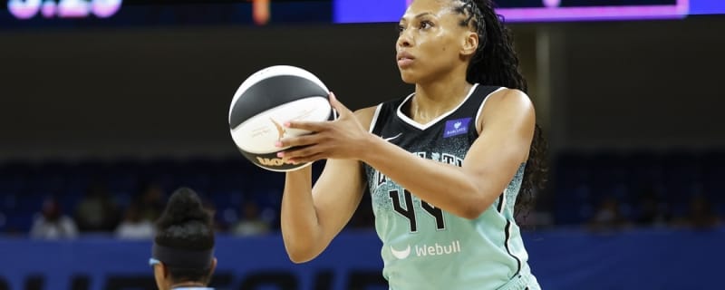 Betnijah Laney-Hamilton leads Liberty in tight victory over Storm