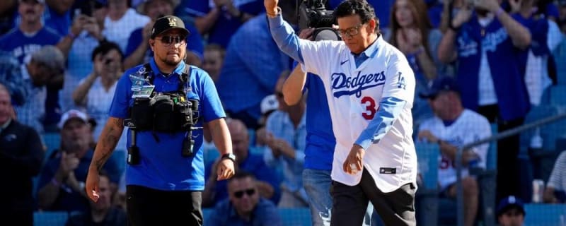 Dodgers will retire Fernando Valenzuela's number 34 at Dodger Stadium -  True Blue LA