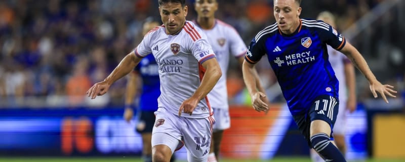 Dynamo transfer MF Nico Lodeiro to his boyhood Uruguayan team